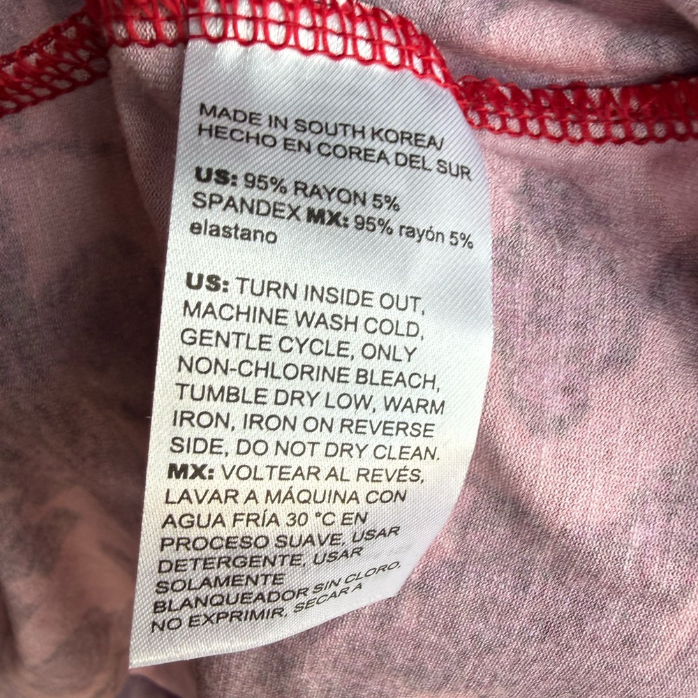 Chico's Red Floral Long Sleeve Top - Picture 6 of 9